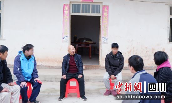 慰問現場。富順融媒 供圖 慰問現場。富順融媒 供圖