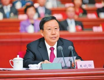 大會主席團常務主席、開幕會執行主席王曉暉主持開幕會。 大會主席團常務主席、開幕會執行主席王曉暉主持開幕會。