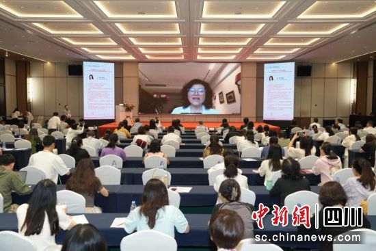 活動現場。成都市婦女兒童中心醫院供圖 活動現場。成都市婦女兒童中心醫院供圖