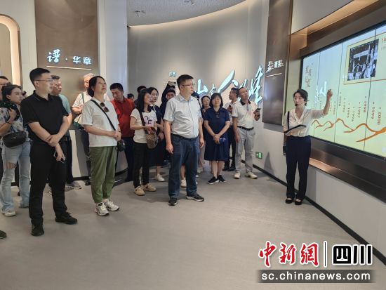 盟員們參加現場教學現場。鐘翔 攝 盟員們參加現場教學現場。鐘翔 攝