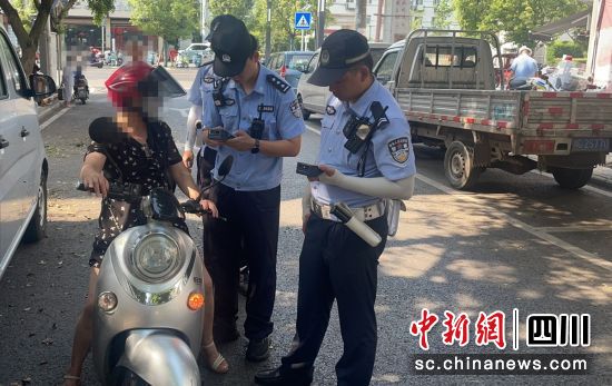 整治現(xiàn)場。富順公安交警 供圖 整治現(xiàn)場。富順公安交警 供圖