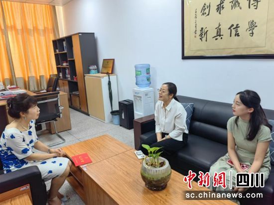 慰問現場。成都市金堂縣僑聯供圖 慰問現場。成都市金堂縣僑聯供圖