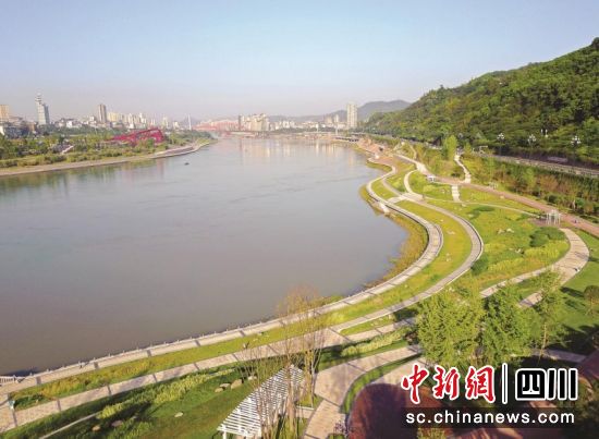 宜賓長江生態(tài)綜合治理項(xiàng)目。宜賓市委統(tǒng)戰(zhàn)部 供圖 宜賓長江生態(tài)綜合治理項(xiàng)目。宜賓市委統(tǒng)戰(zhàn)部 供圖