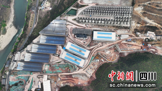 正在建設(shè)中的力醬莊園。古藺縣委統(tǒng)戰(zhàn)部供圖 正在建設(shè)中的力醬莊園。古藺縣委統(tǒng)戰(zhàn)部供圖
