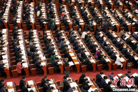 四川省第十四屆人民代表大會第四次會議20日在成都開幕。 安源 攝 四川省第十四屆人民代表大會第四次會議20日在成都開幕。 安源 攝